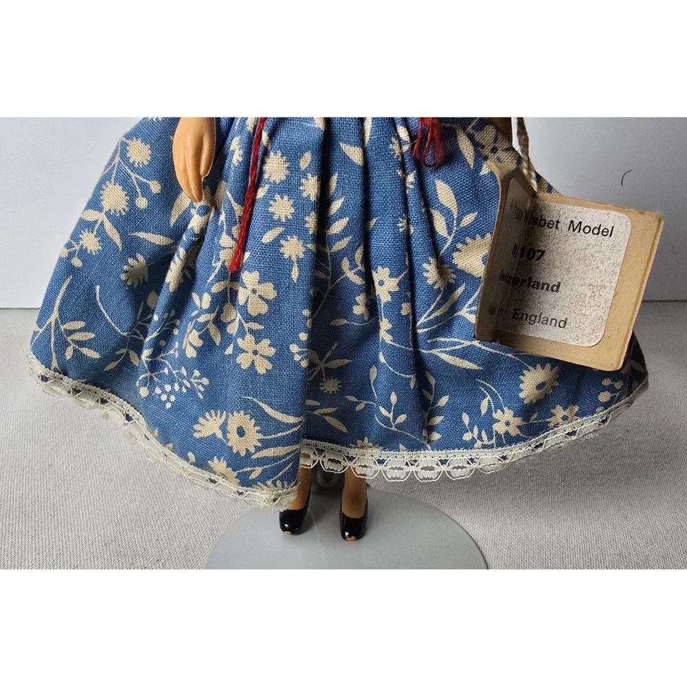 Peggy Nisbet Doll Girl From‎ Switzerland Costume N 107-8 Inches Tall